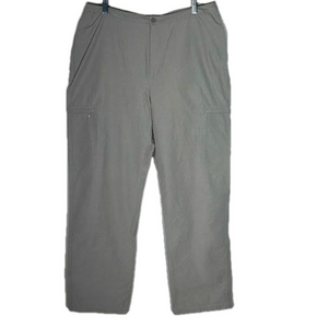 REI Women’s Khaki Pants Side Pockets Zip at Thigh Front & Back Pockets Size 16